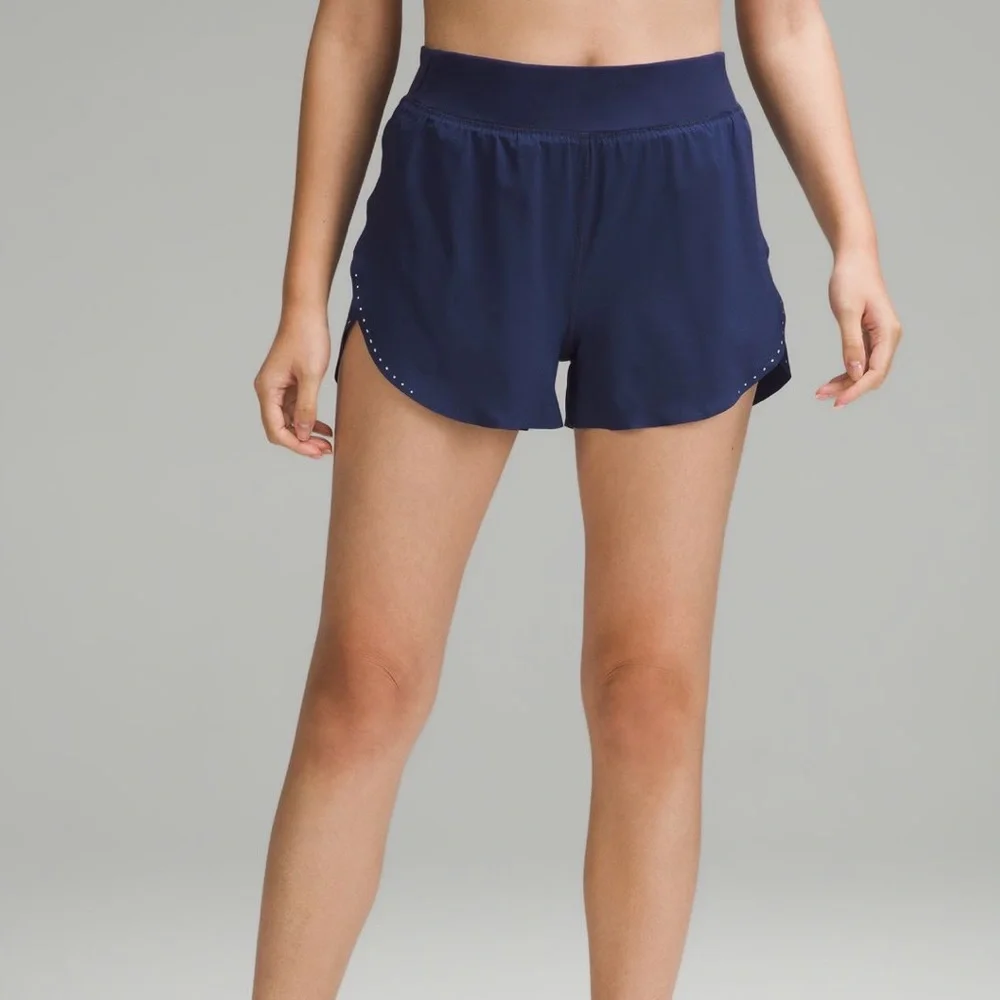 NWT Lululemon Fast and Free 3” Night Sea Navy - Size 4 - Picture 2 of 5